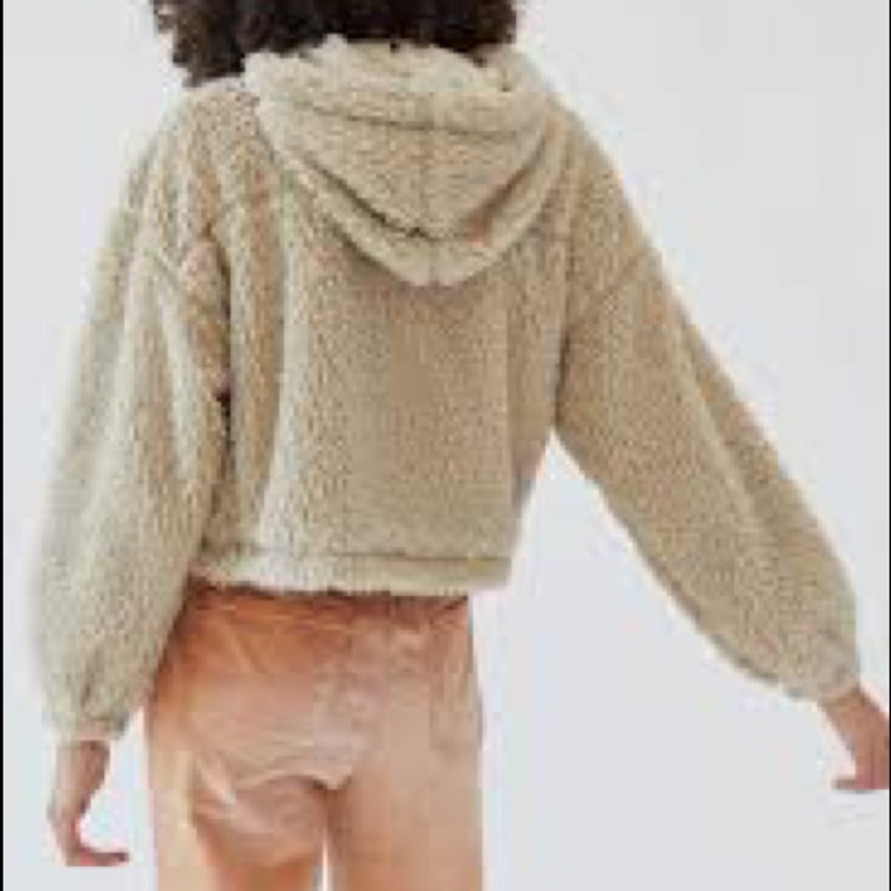 UO blue cropped teddy coat - Picture 8 of 9